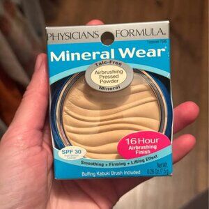 Physicians Formula Mineral Wear Talc-Free Pressed Powder Translucent SPF 30